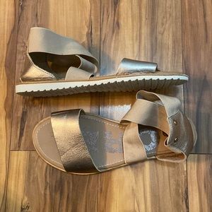 Sorel Ella Textured Sandal - Leather and Slip on Rose Gold